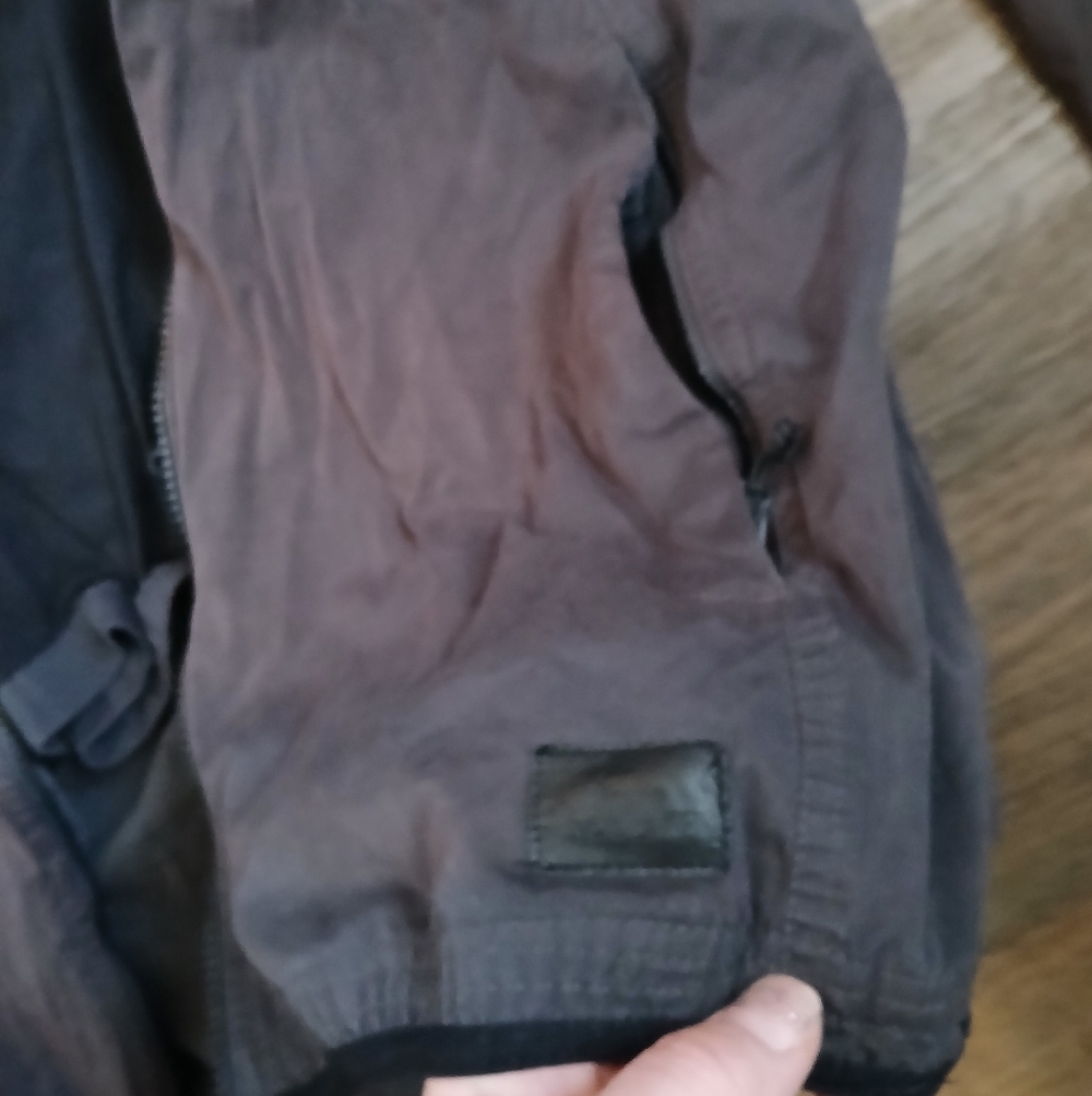 Custom Roots73 Audi Gray Rain Jacket. - Picture 8 of 16